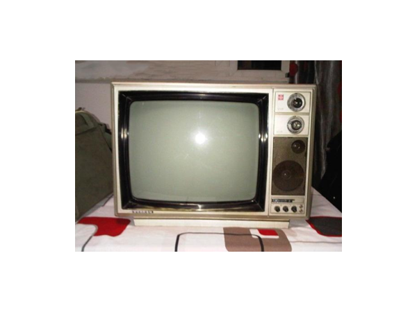 这个电视机当年火得一塌糊涂，80后童年的回忆，如今因合资破产！